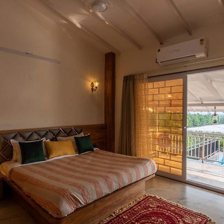 Stayvista'S Harvest Haven - Pool-View Villa With Deck & Machan Near Sula ナーシク エクステリア 写真
