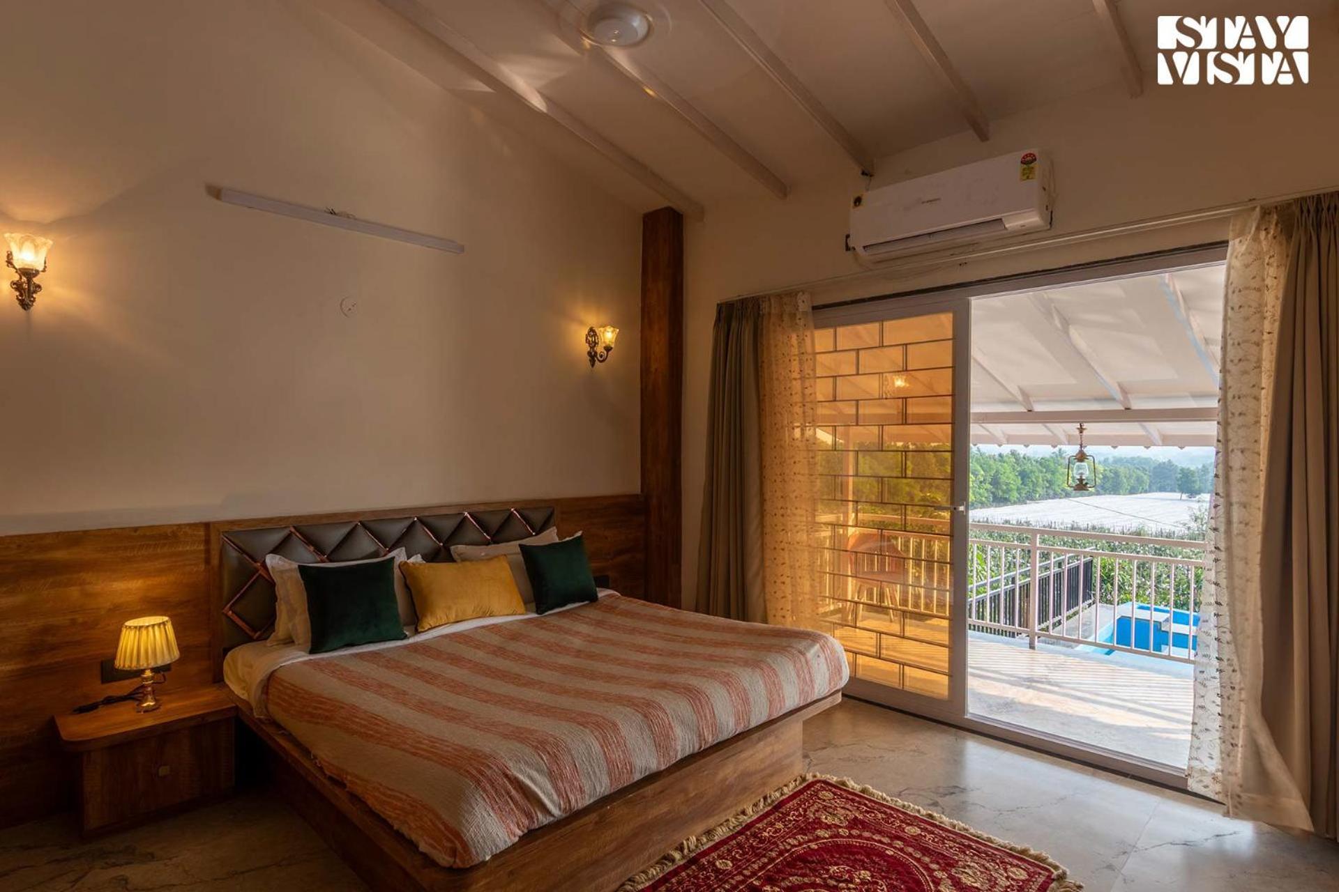 Stayvista'S Harvest Haven - Pool-View Villa With Deck & Machan Near Sula ナーシク エクステリア 写真